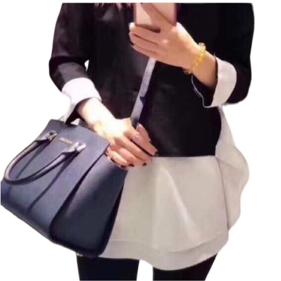 Michael Kors Selma Saffano Navy Leather Gold Tone Hardware Handles/Strap - Picture 2 of 6